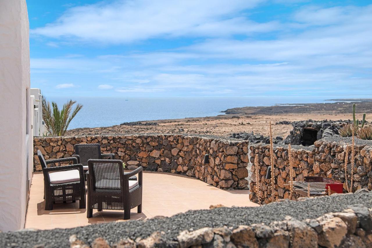 Playa Marina Eco Beach And Pool Bungalow Mala View Arrieta  Εξωτερικό φωτογραφία